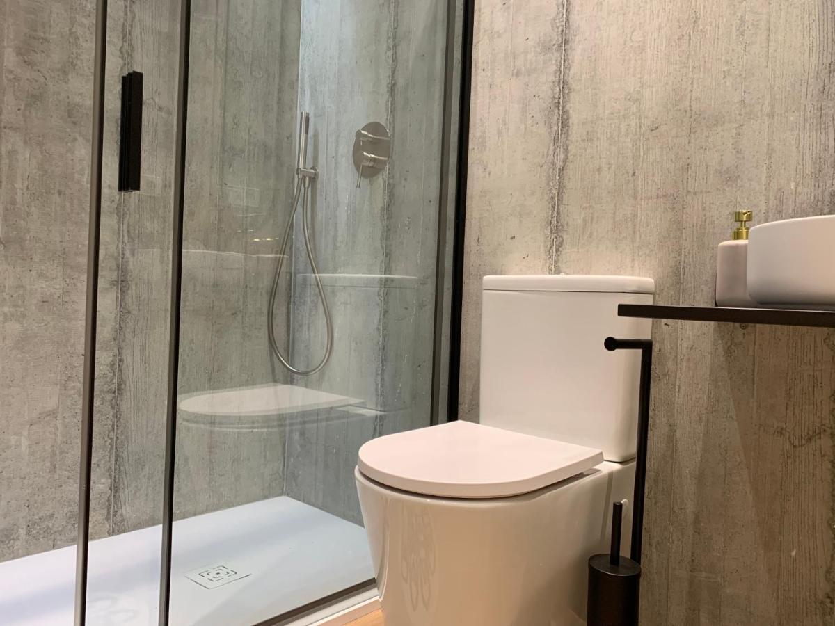 ולנסיה La Reina Beach Rooms מראה חיצוני תמונה