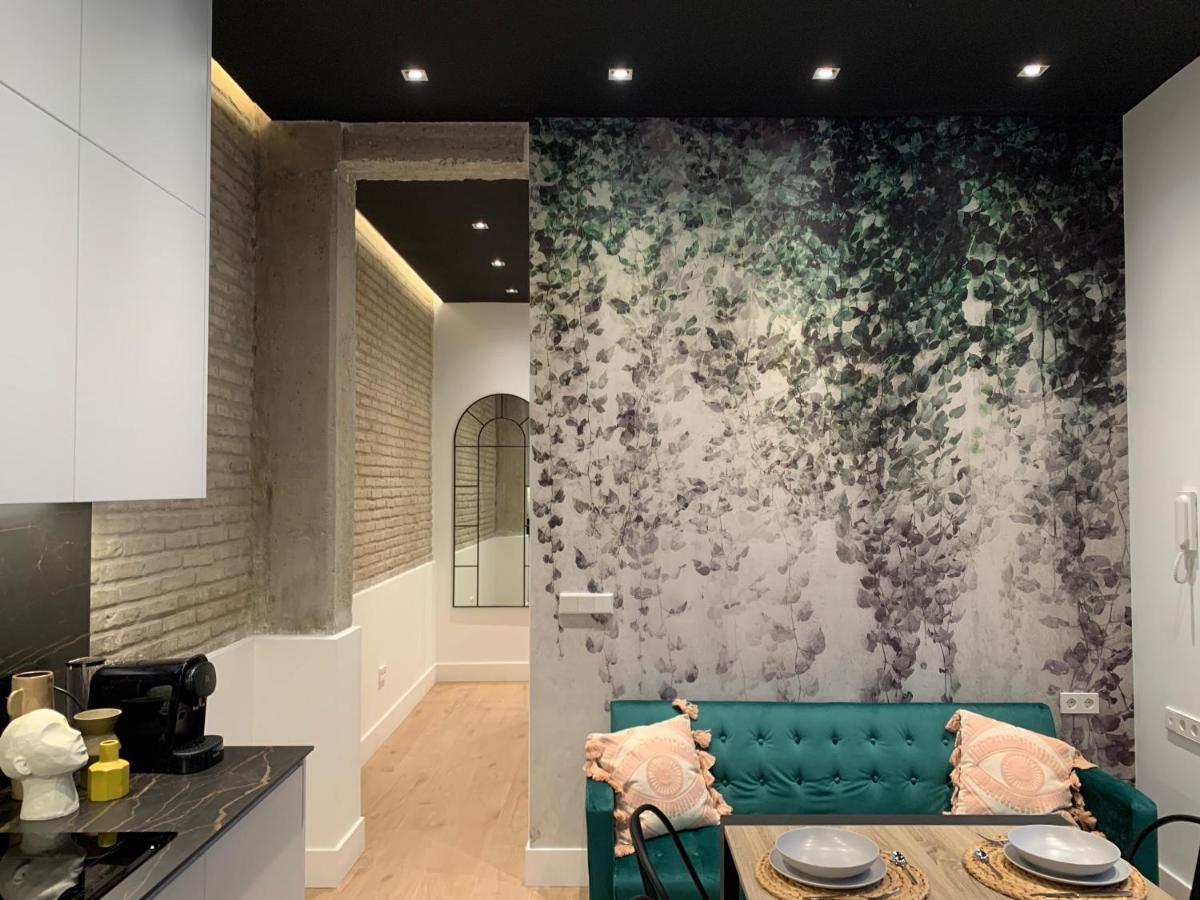 ולנסיה La Reina Beach Rooms מראה חיצוני תמונה
