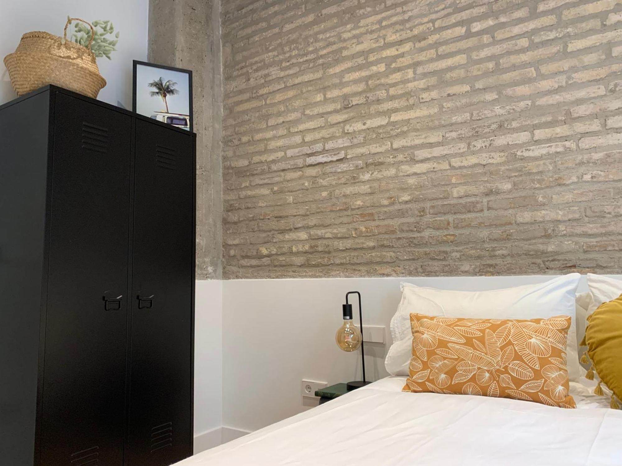 ולנסיה La Reina Beach Rooms מראה חיצוני תמונה