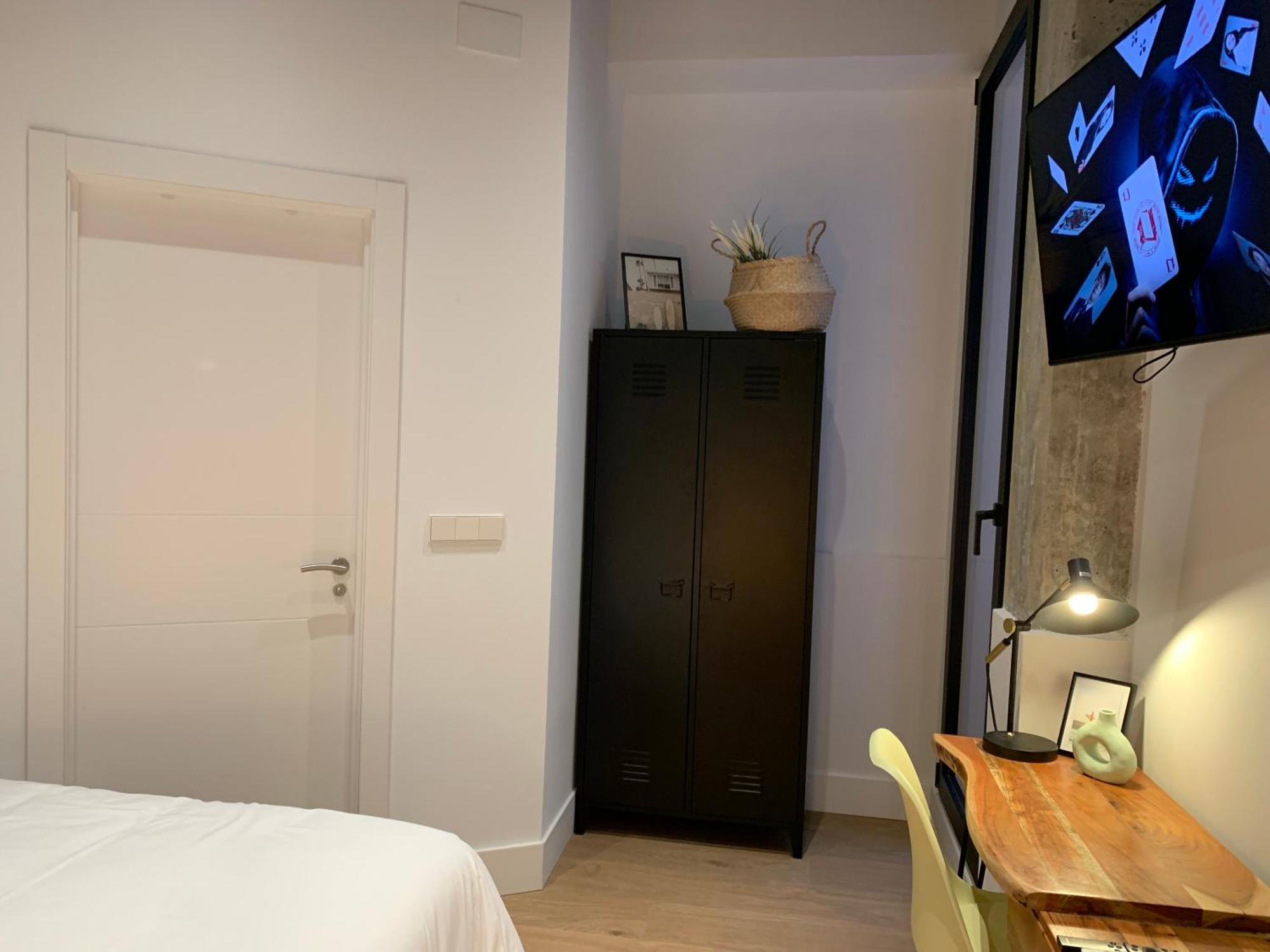 ולנסיה La Reina Beach Rooms מראה חיצוני תמונה