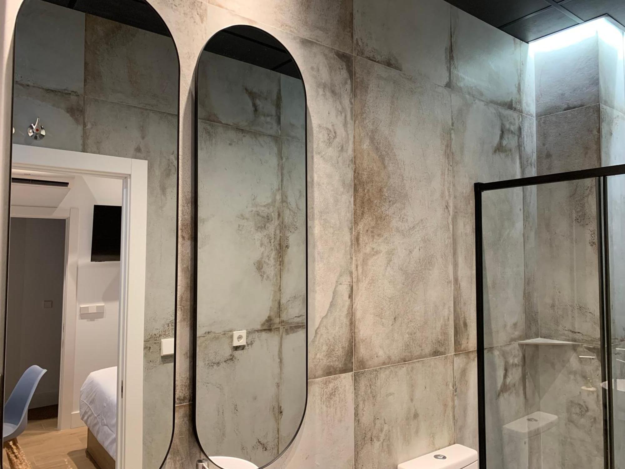 ולנסיה La Reina Beach Rooms מראה חיצוני תמונה