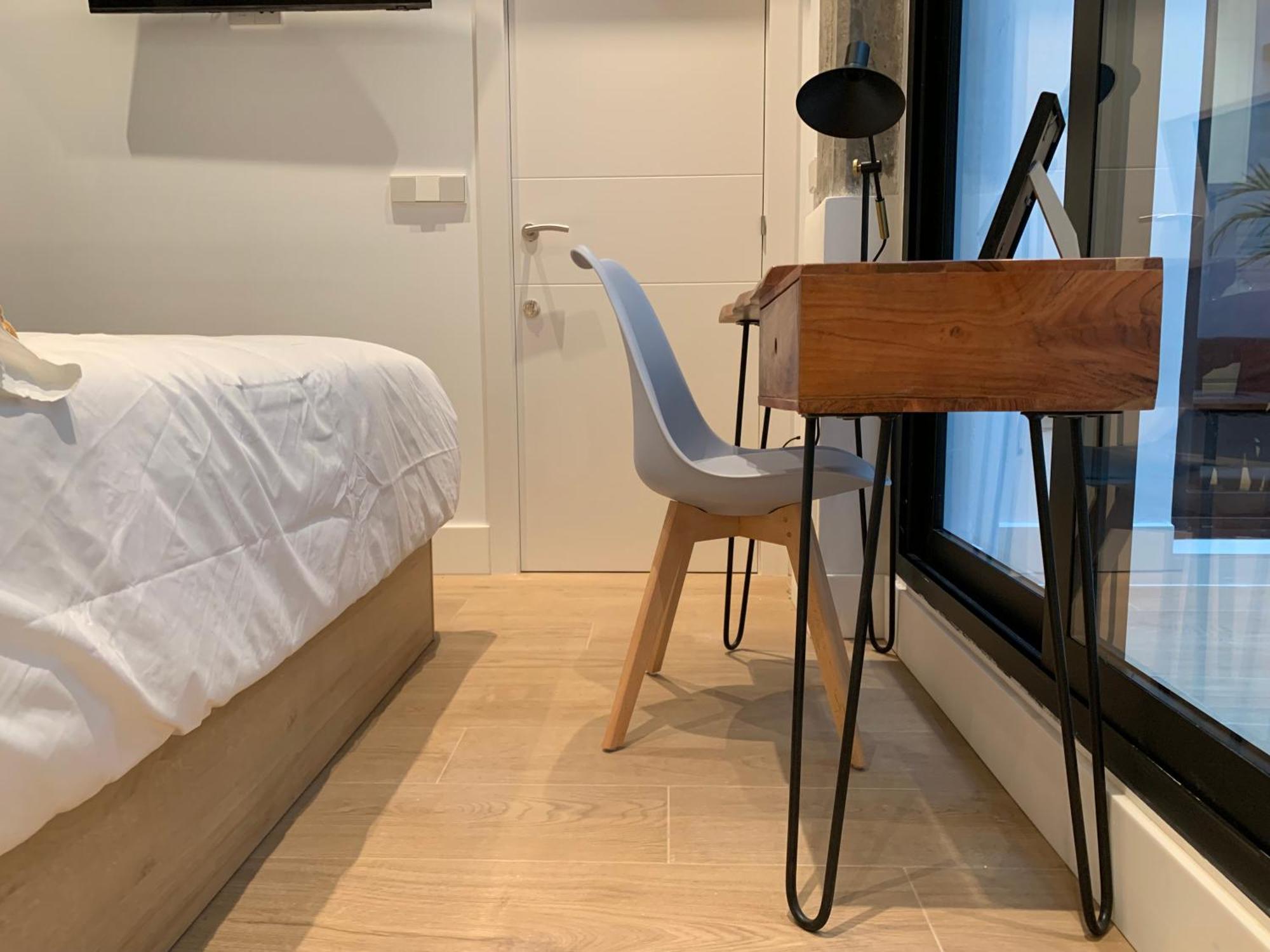 ולנסיה La Reina Beach Rooms מראה חיצוני תמונה