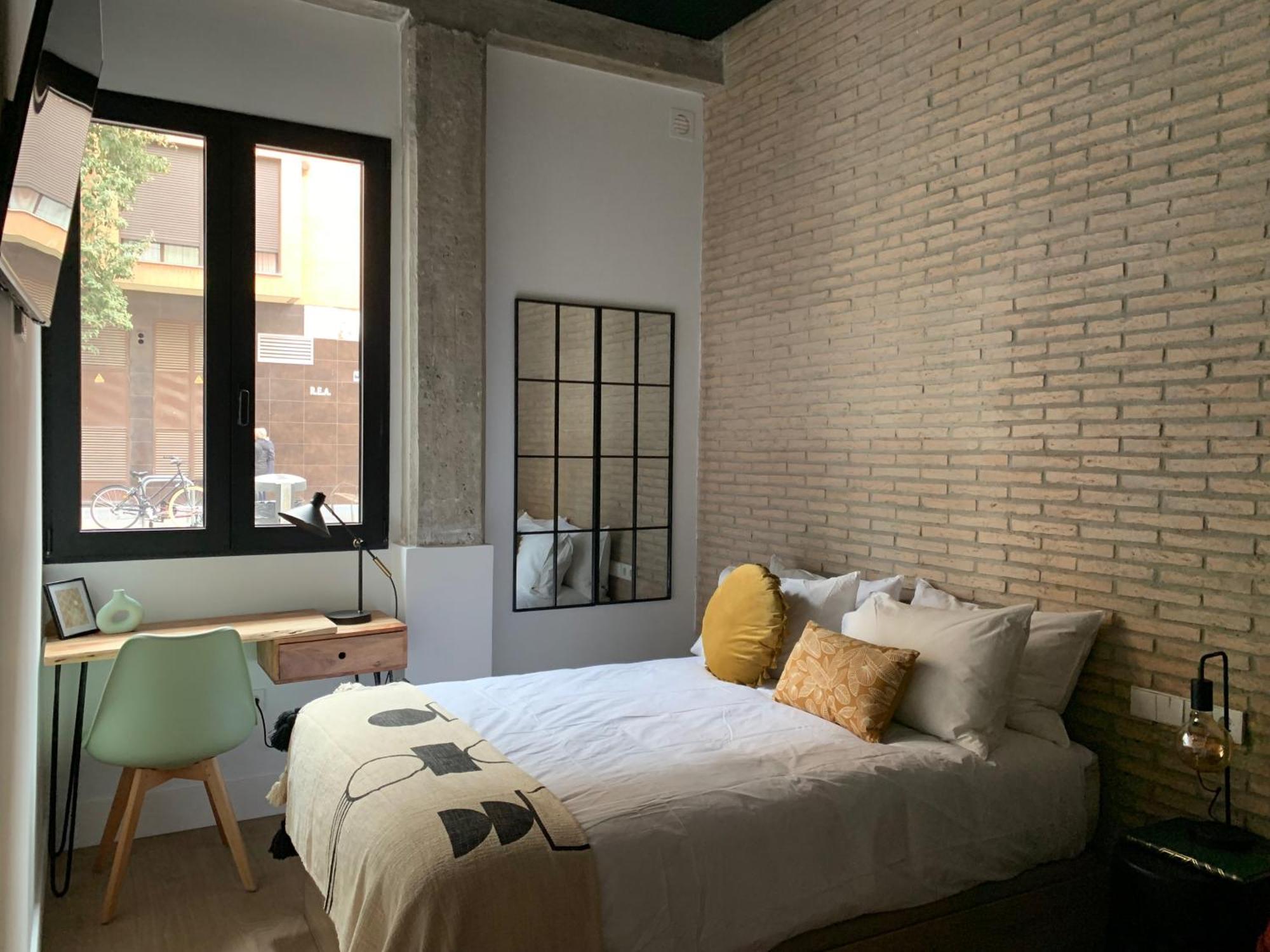ולנסיה La Reina Beach Rooms מראה חיצוני תמונה